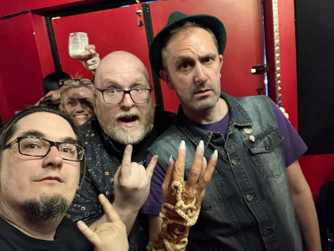 Nathan Head doubling as The Mogern's forearm in the original ending